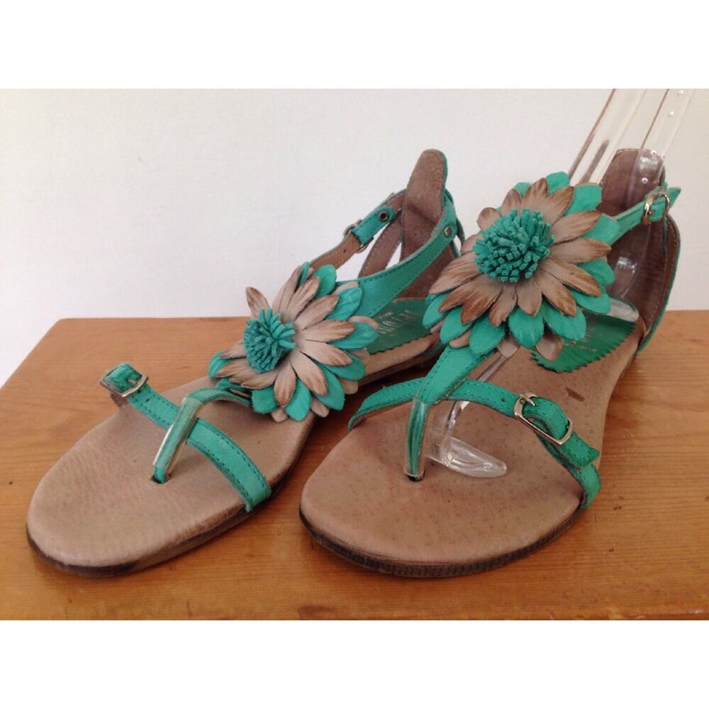 Veronica Italy Green Teal Leather Floral Flowers Strappy Flat Sandals 6.5 37